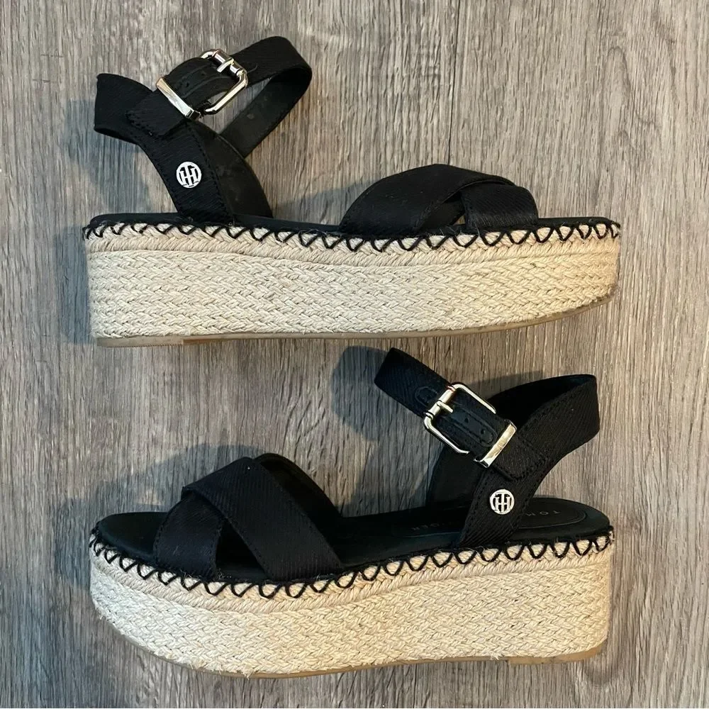 TOMMY HILFIGER Black Canvas Strappy Platform Espadrille Sandals